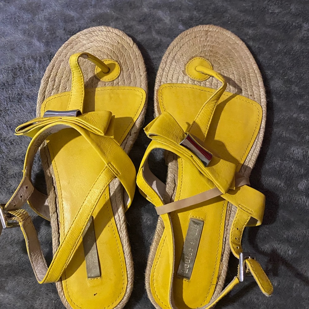Louise et Cie , sandal , size 7.5 yellow color.